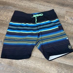 Wave Life XXL Men’s Board Shorts Swim